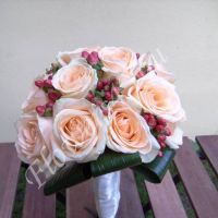 10 buchete de nunta din trandafiri
