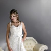 Castiga un voucher de 50% reducere pentru orice rochie de mireasa de la Allia Brides