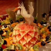 Sculpturi in fructe si legume pentru nunta  