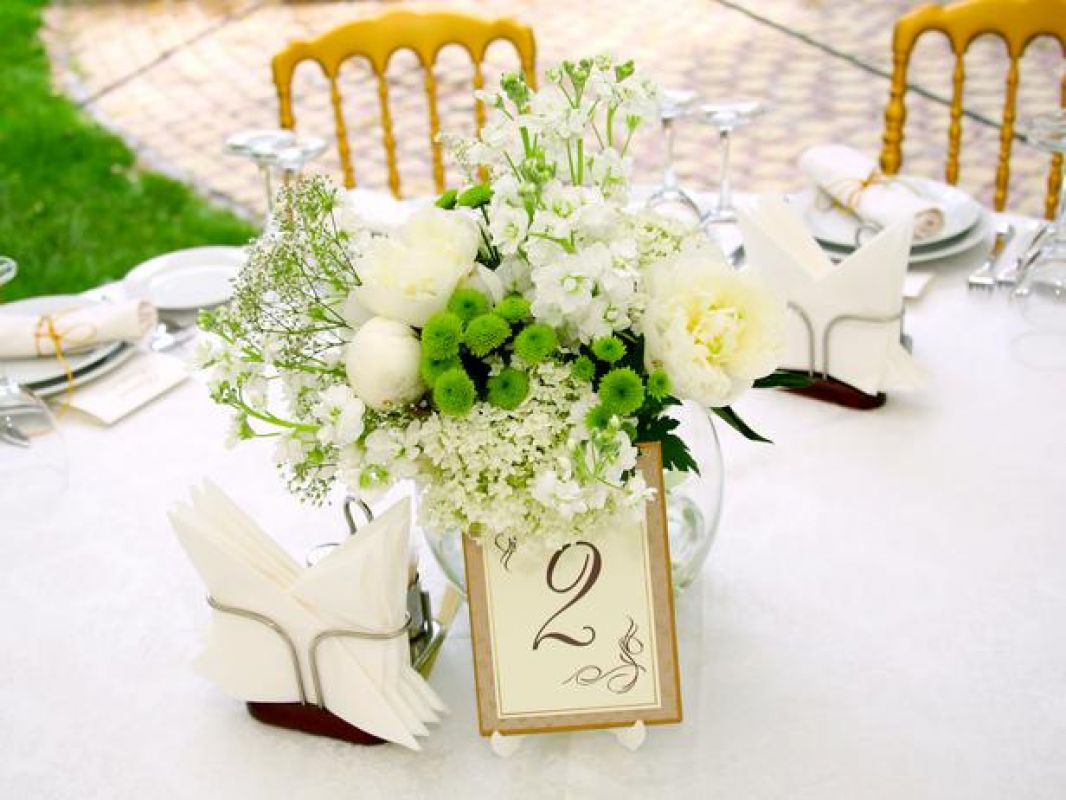 Numere de masa originale pentru nunti pline de stil