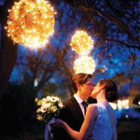 Lumini decorative pentru nunti in aer liber 