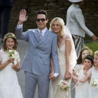 Kate Moss s-a casatorit cu Jamie Hince 