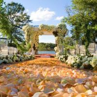Aranjamente florale de basm pentru un decor de nunta magic