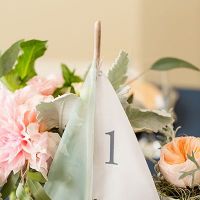 Idei memorabile pentru numerele de masa la nunta