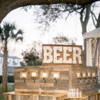 Idei decor cu bere pentru nunta