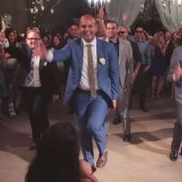 Video: Este cel mai tare dans de nunta regizat vreodata