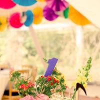 Decor de nunta creativ cu flori pentru nuntile 2016